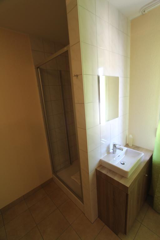 Hotel Landgasthof Zur Alten Scheune Zweibrücken Buitenkant foto